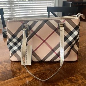 BRAND NEW WITH TAGS Nova Regent Tote Burberry Bag